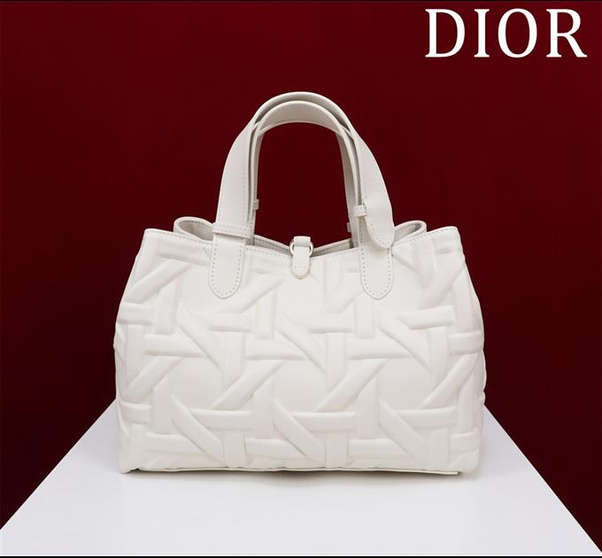 2025228Y 850P182146895